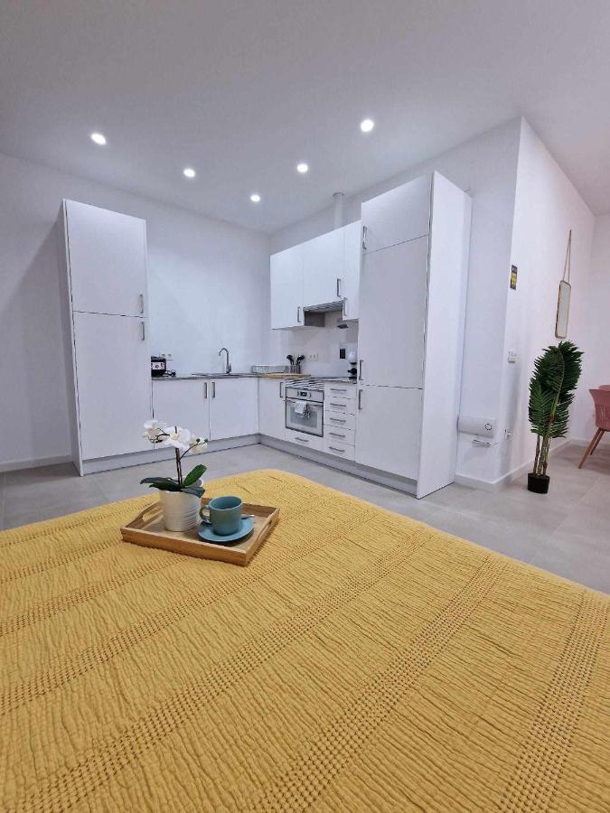 Moderno Apartamento 3 En Calle Marmoles Малага Экстерьер фото