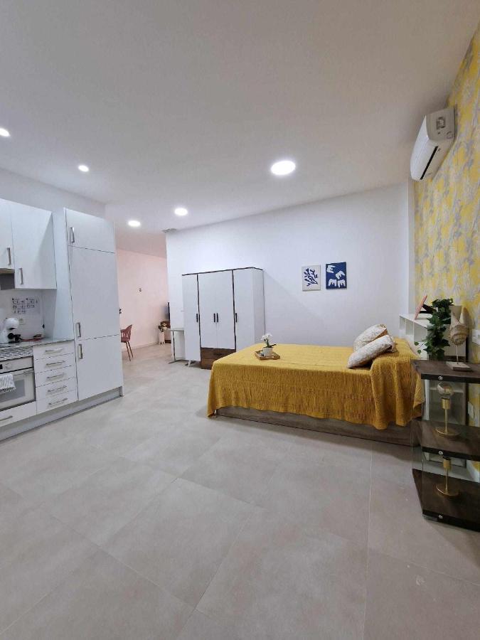 Moderno Apartamento 3 En Calle Marmoles Малага Экстерьер фото