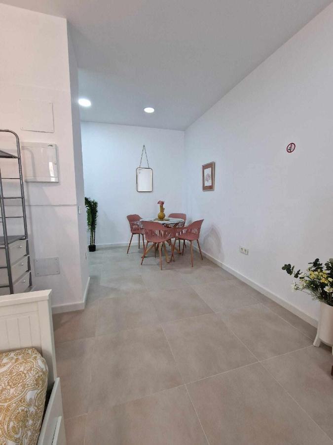 Moderno Apartamento 3 En Calle Marmoles Малага Экстерьер фото